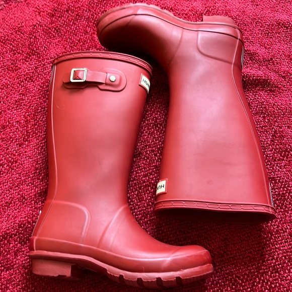 HUNTER Rain Boots - Picture 1 of 11